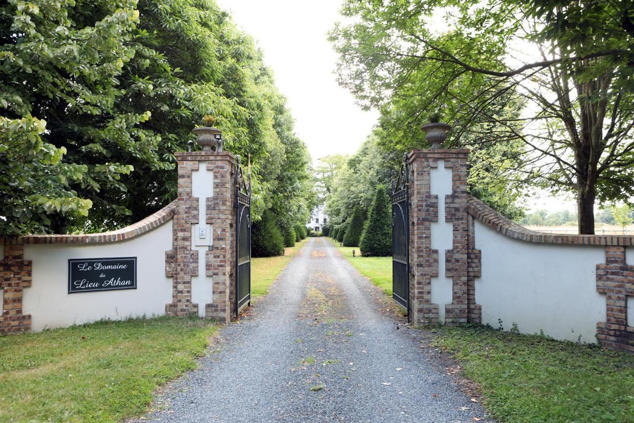 Le Domaine Du Lieu Athan ,Reserve Aux Adultes Bed & Breakfast Saint-Gatien-des-Bois Exterior photo