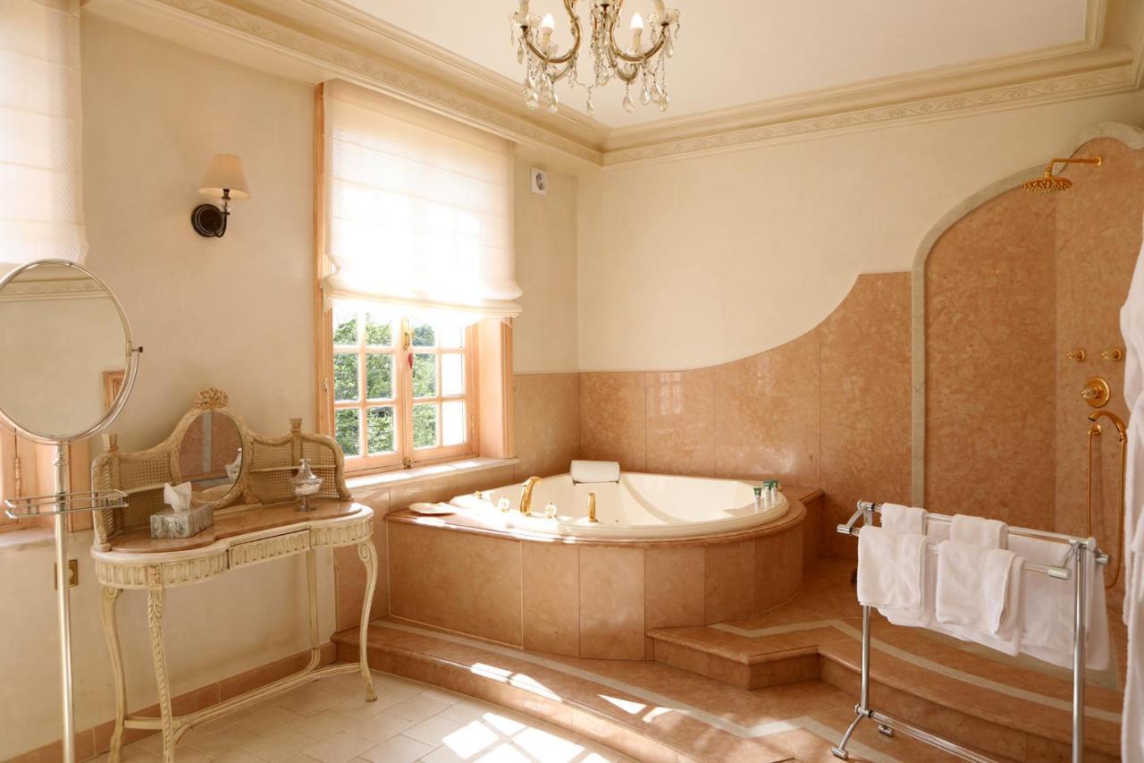 Le Domaine Du Lieu Athan ,Reserve Aux Adultes Bed & Breakfast Saint-Gatien-des-Bois Exterior photo